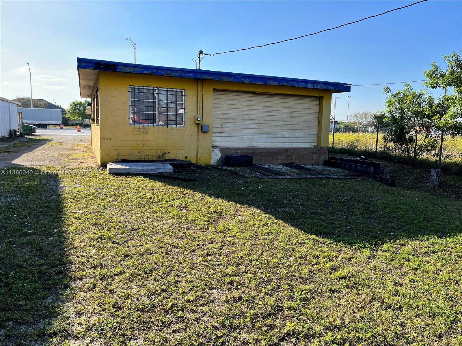 Small Image of 2860 SOUTH KINGS HWY, Fort Pierce Number 5