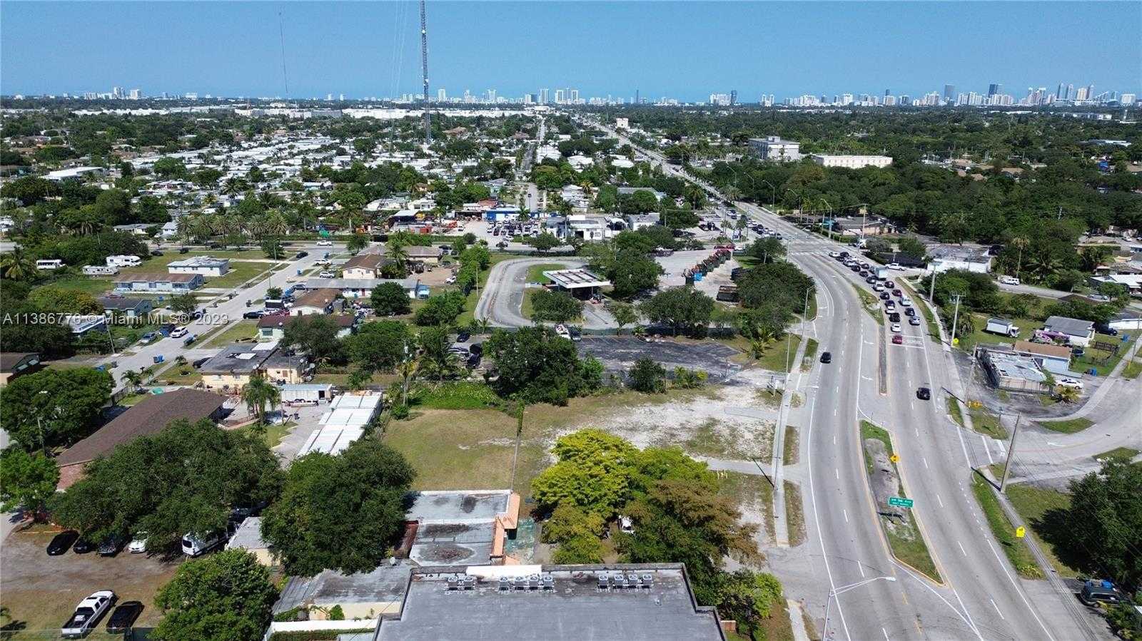 Small Image of 5705 WEST HALLANDALE BEACH BLVD, West Park Number 10