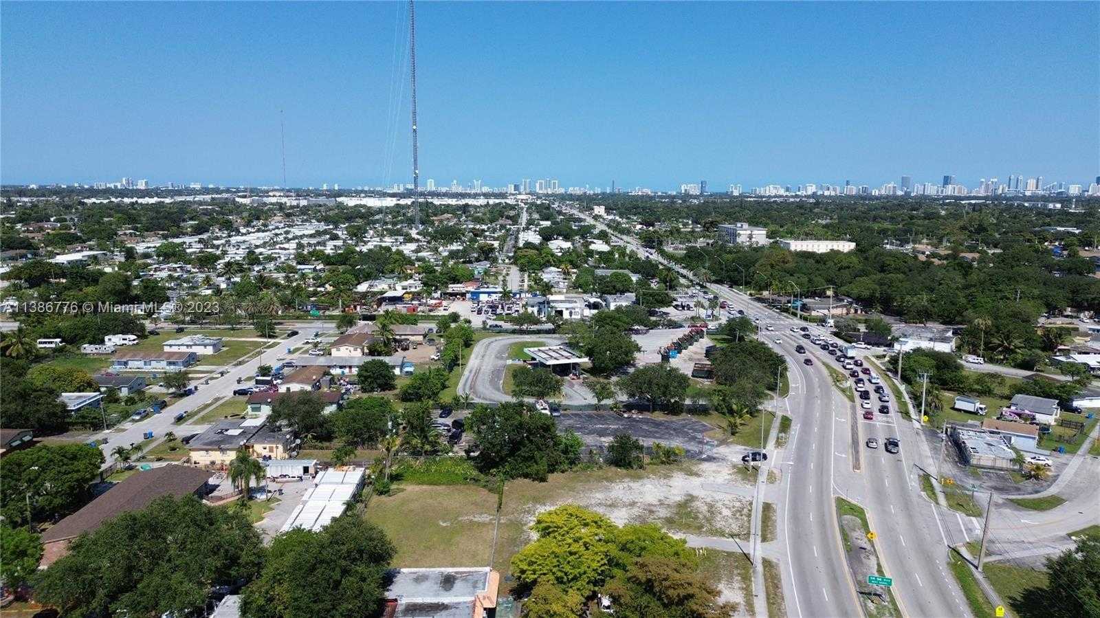 Small Image of 5705 WEST HALLANDALE BEACH BLVD, West Park Number 11