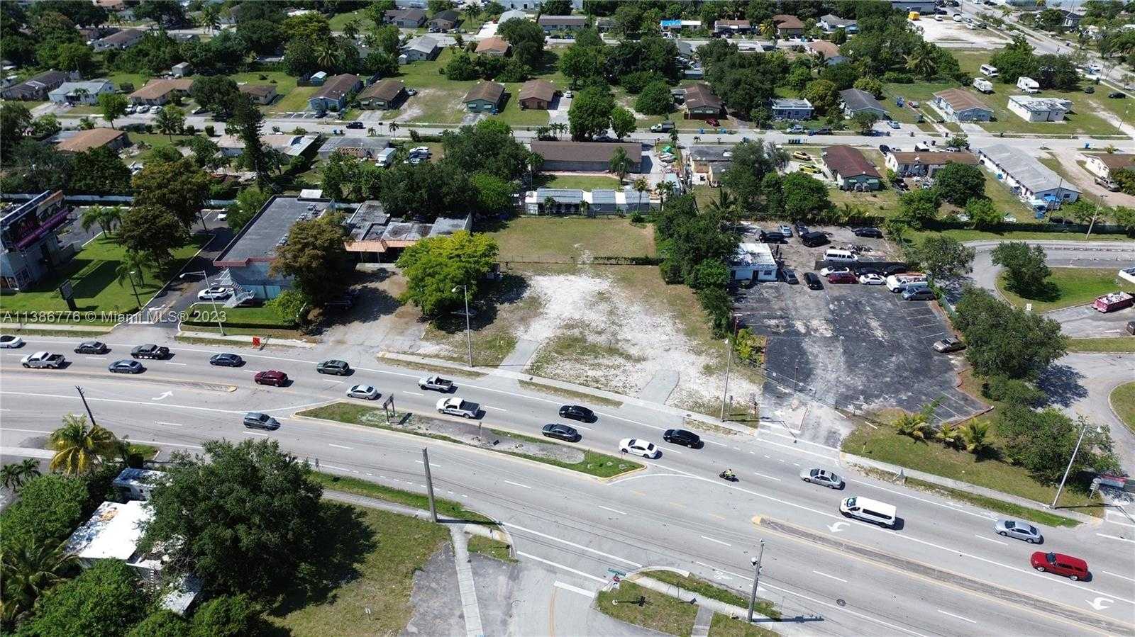 Small Image of 5705 WEST HALLANDALE BEACH BLVD, West Park Number 6