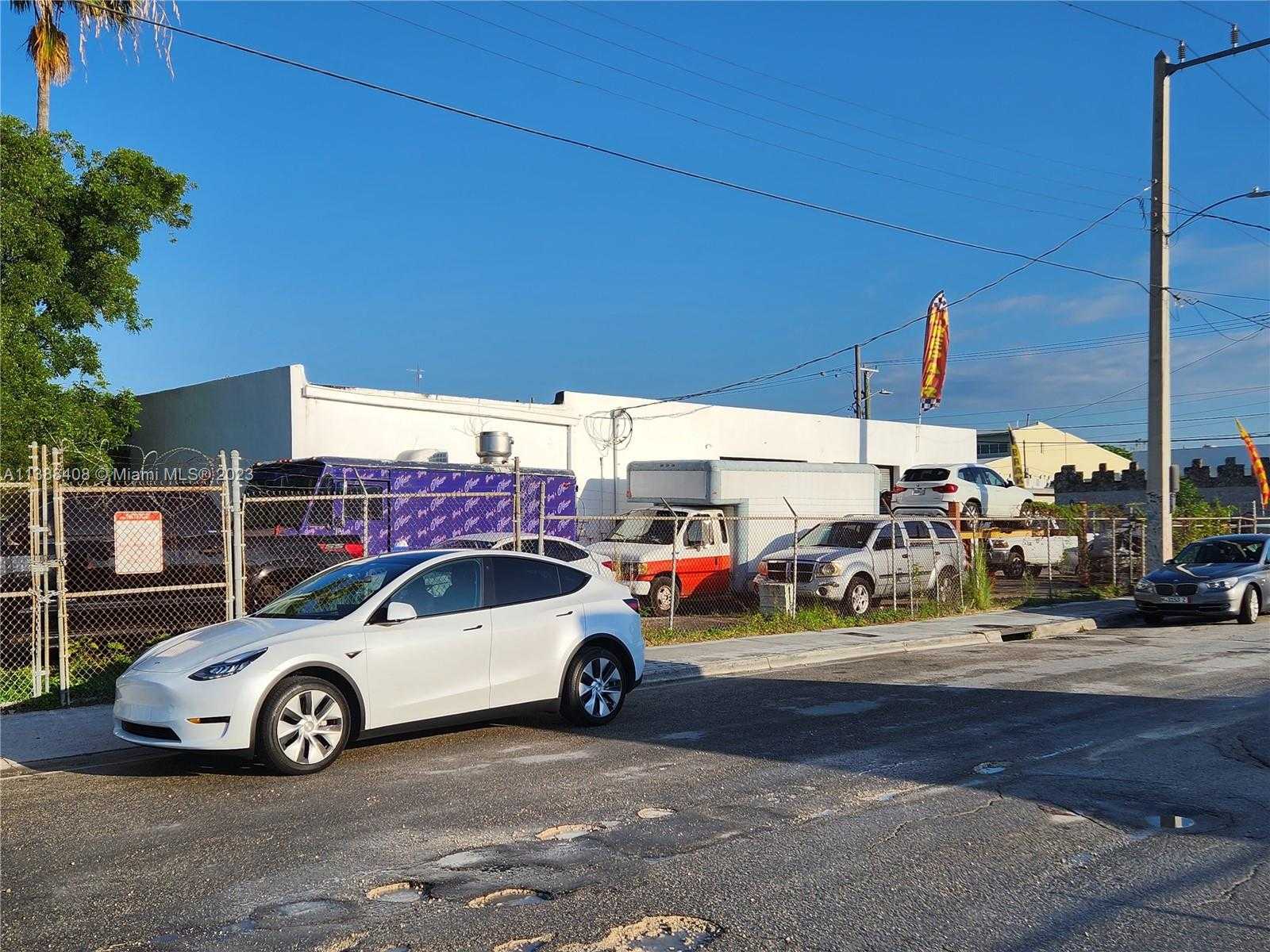 Small Image of 60 NORTH WEST 20TH ST, Miami Number 3