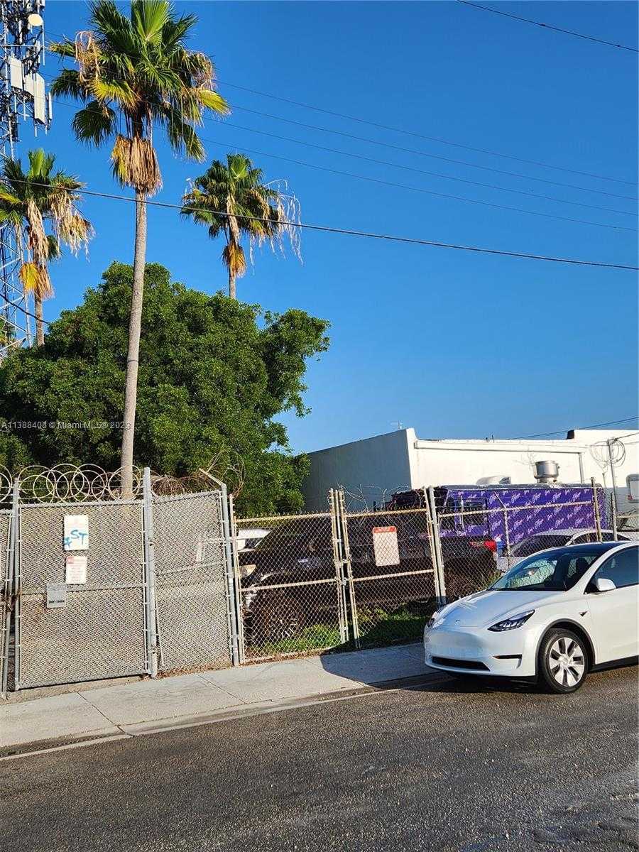 Small Image of 60 NORTH WEST 20TH ST, Miami Number 6
