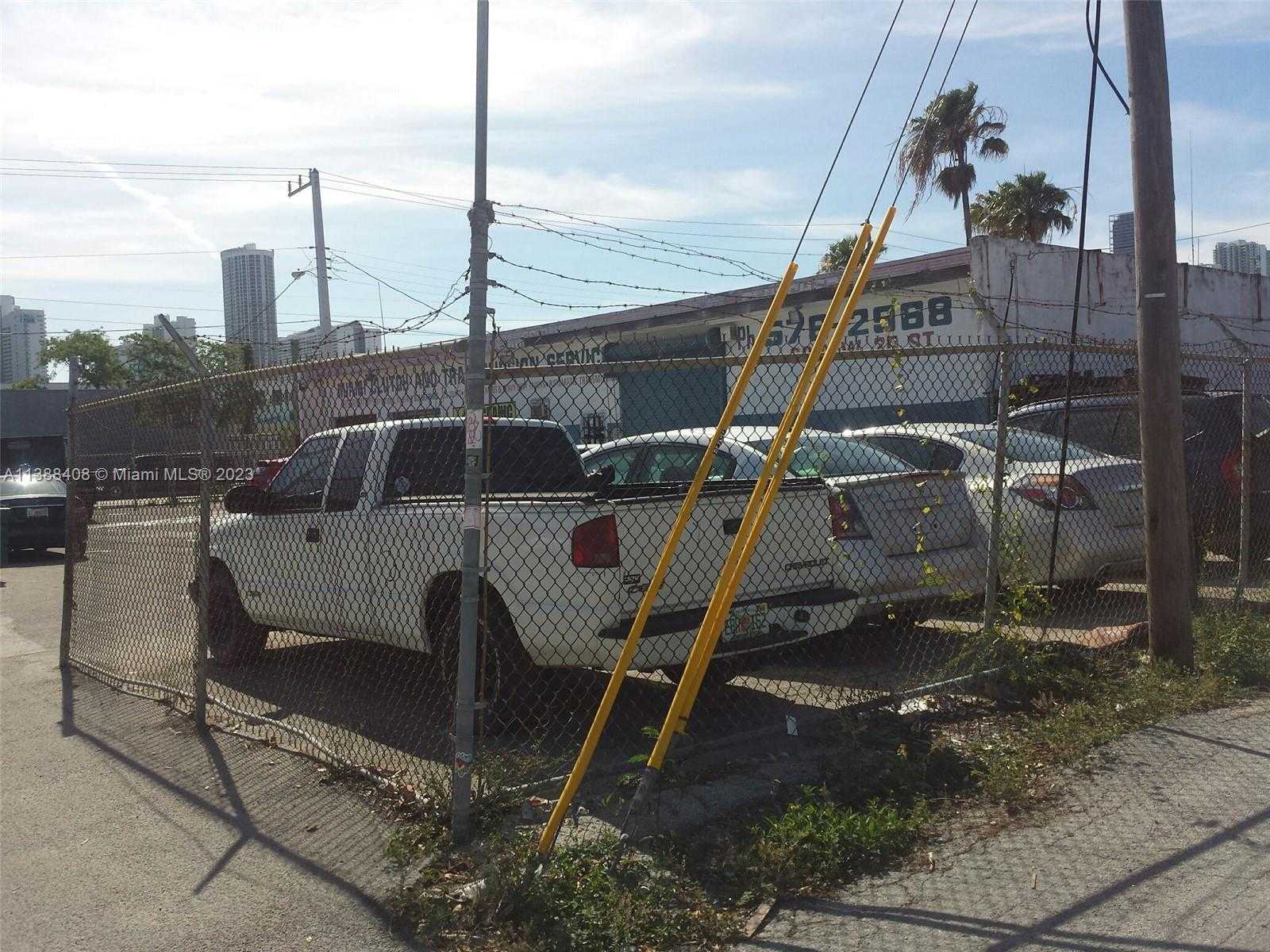 Small Image of 60 NORTH WEST 20TH ST, Miami Number 7