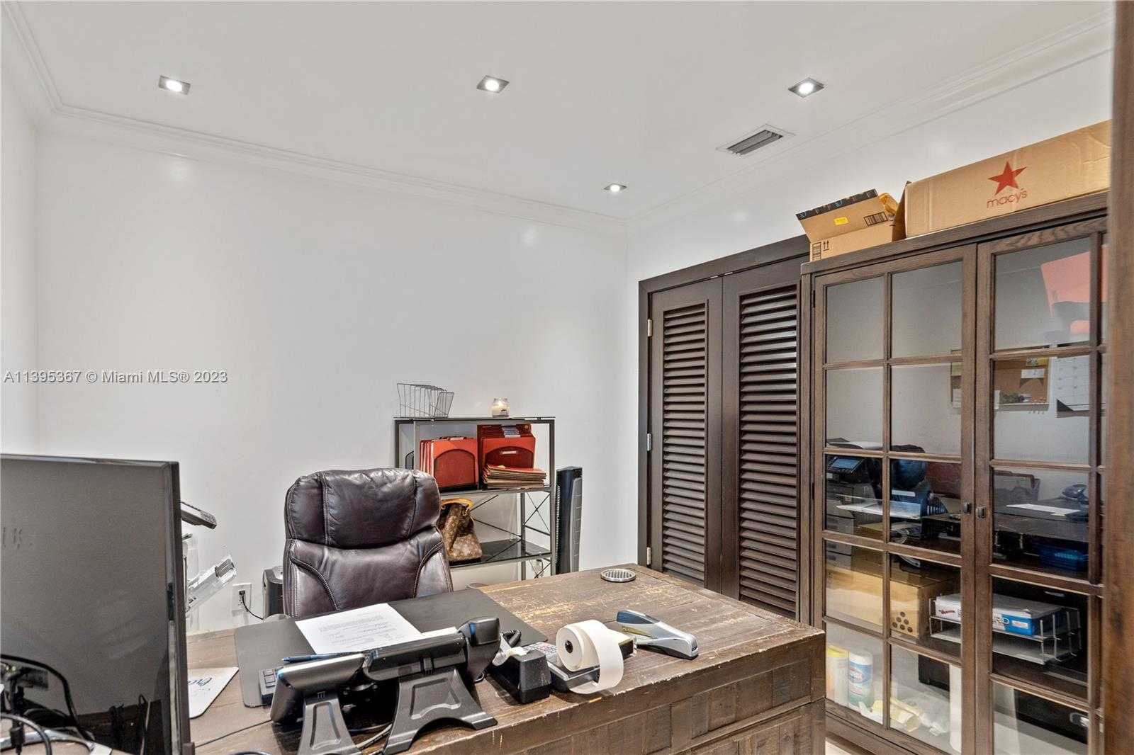Small Image of 16170 NORTH EAST 11TH CT, North Miami Beach Number 22