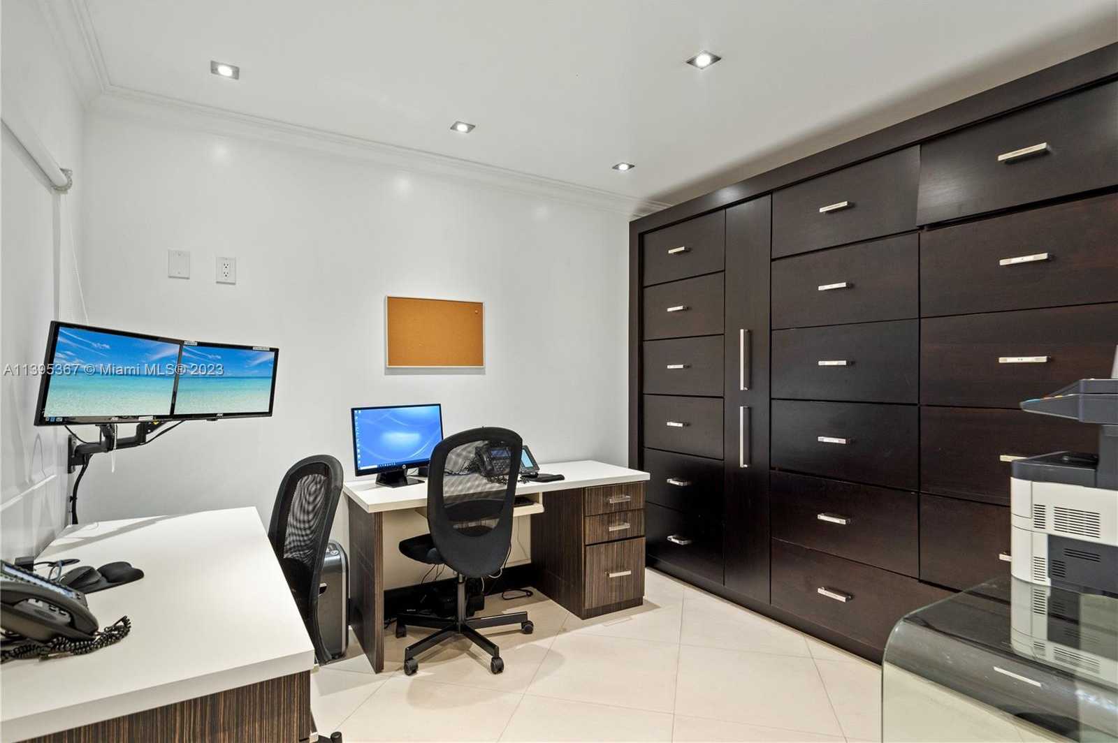 Small Image of 16170 NORTH EAST 11TH CT, North Miami Beach Number 23