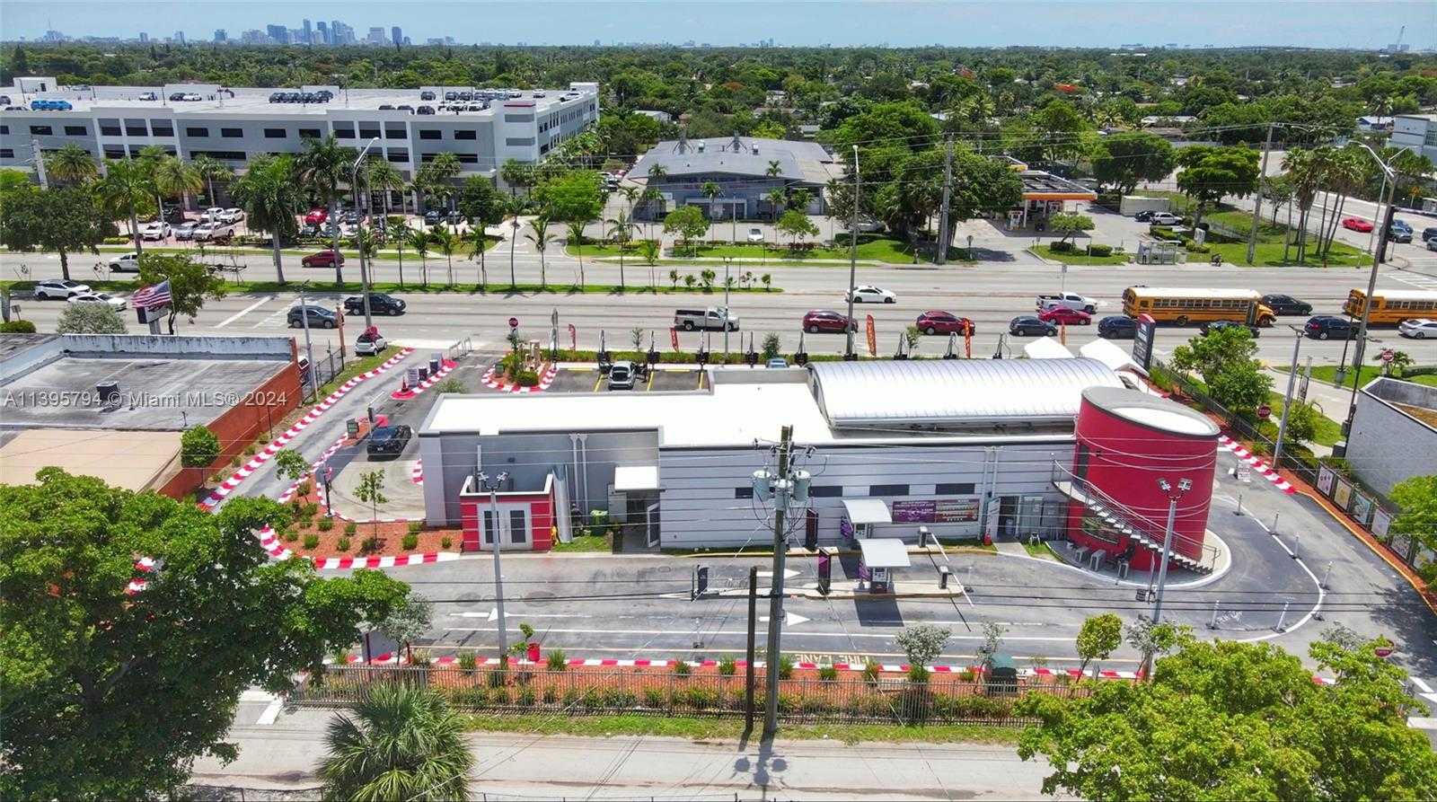 Small Image of 1955 SOUTH STATE ROAD 7, Fort Lauderdale Number 9