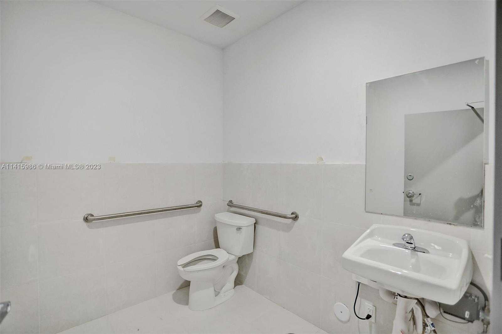Small Image of 136 NORTH WEST 26TH STREET, Miami Number 13