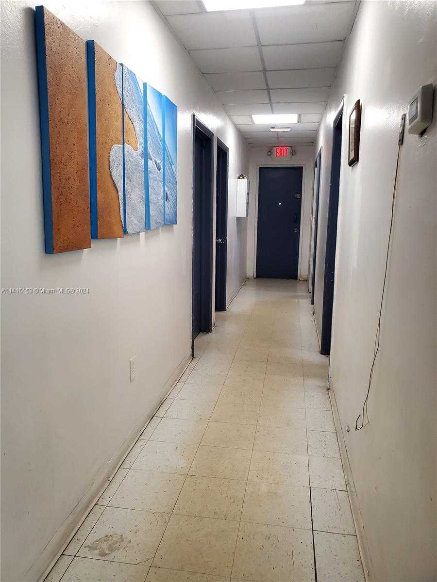 Small Image of 17121 NORTH WEST 2ND CT, Miami Gardens Number 22
