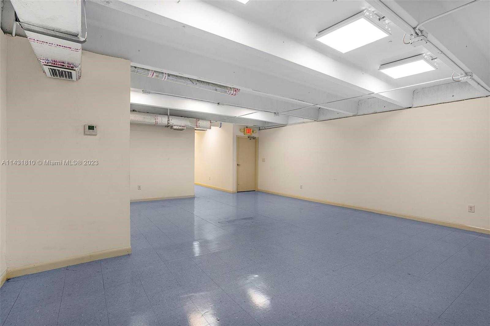 Small Image of 12165 SOUTH WEST 131ST AVE #19, Miami Number 17