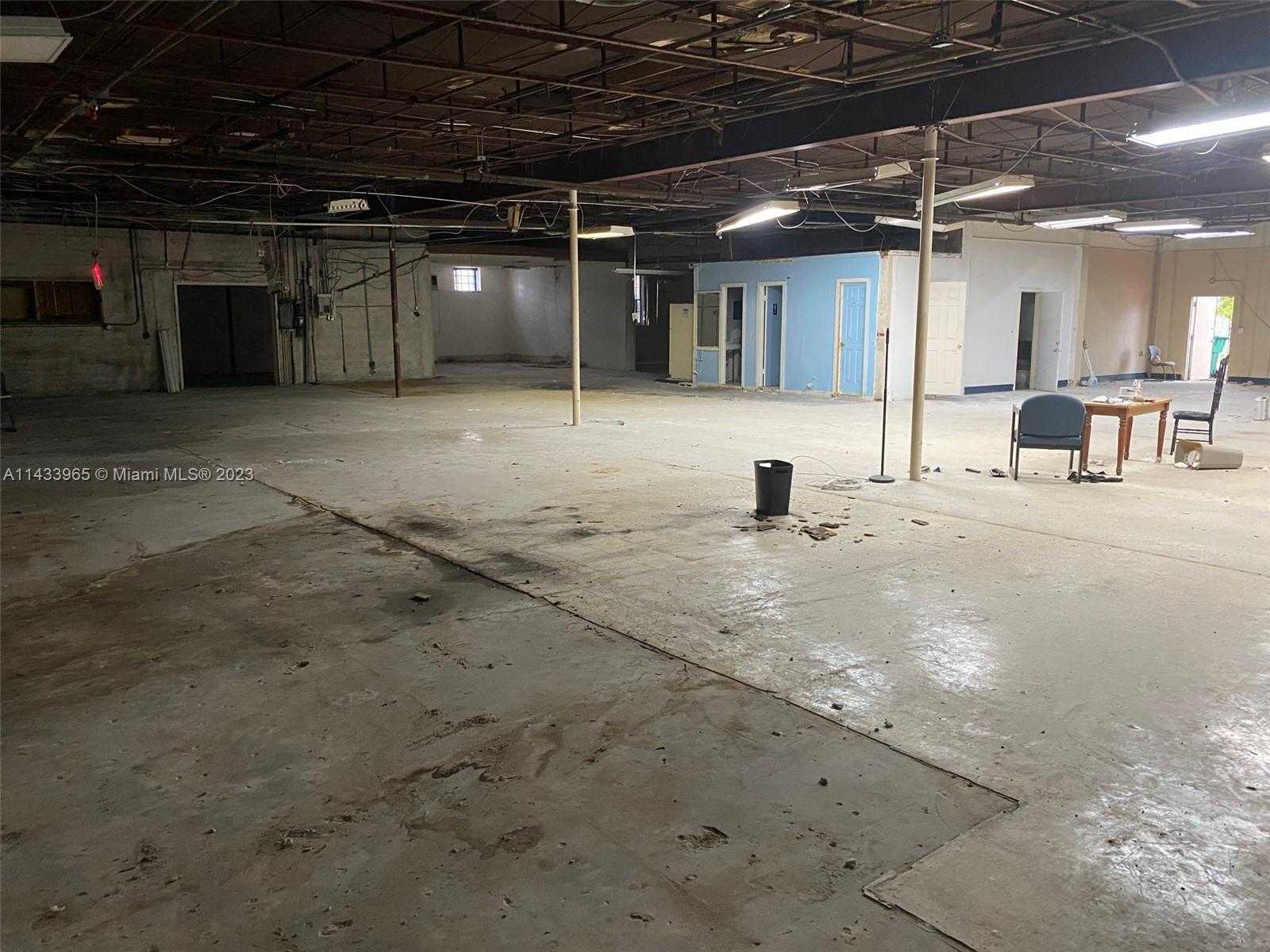 Small Image of Miami Number 6