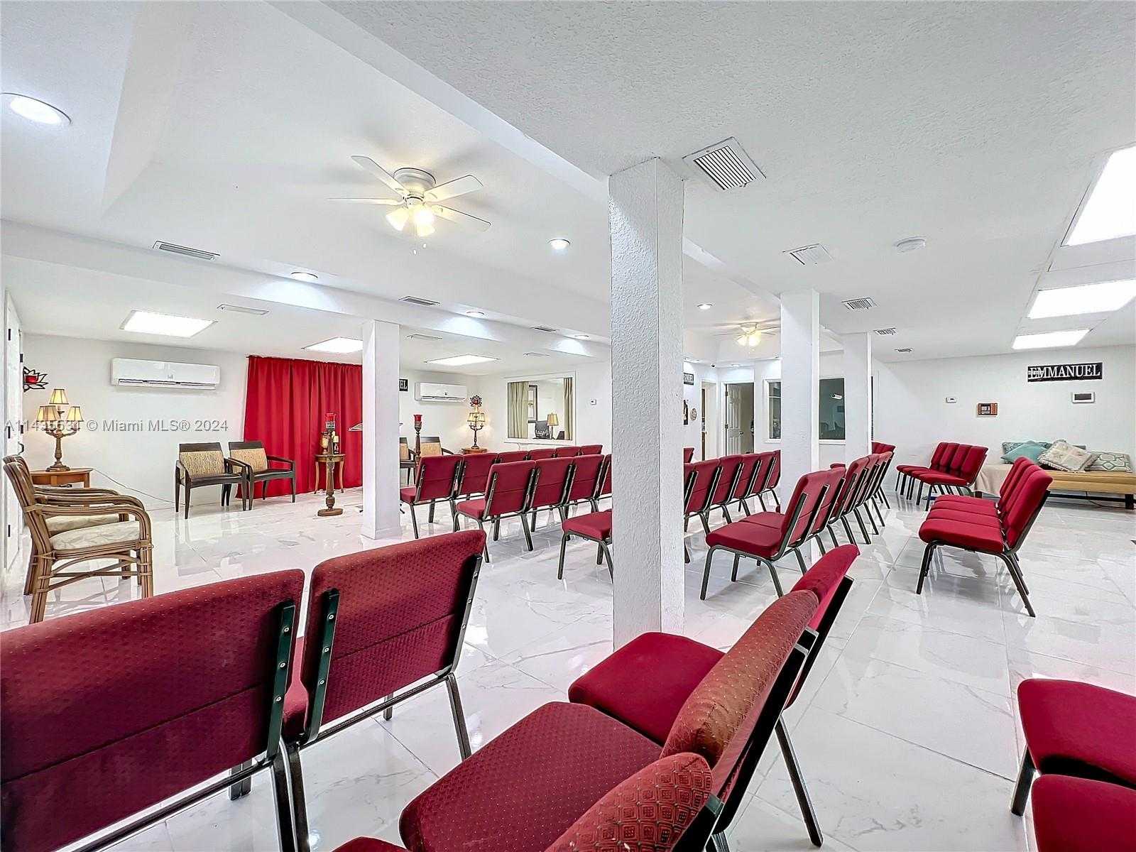Small Image of 5404 SILVER STAR RD, Orlando Number 11