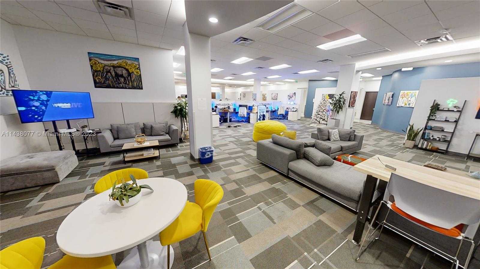 Small Image of 1501 Biscayne Blvd, Miami, FL 33132, USA Number 13