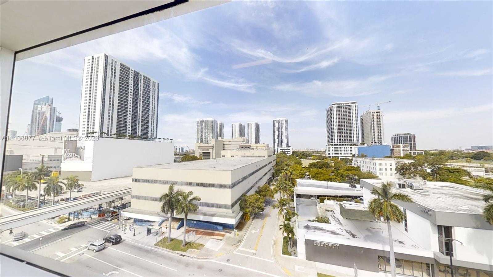 Small Image of 1501 Biscayne Blvd, Miami, FL 33132, USA Number 8