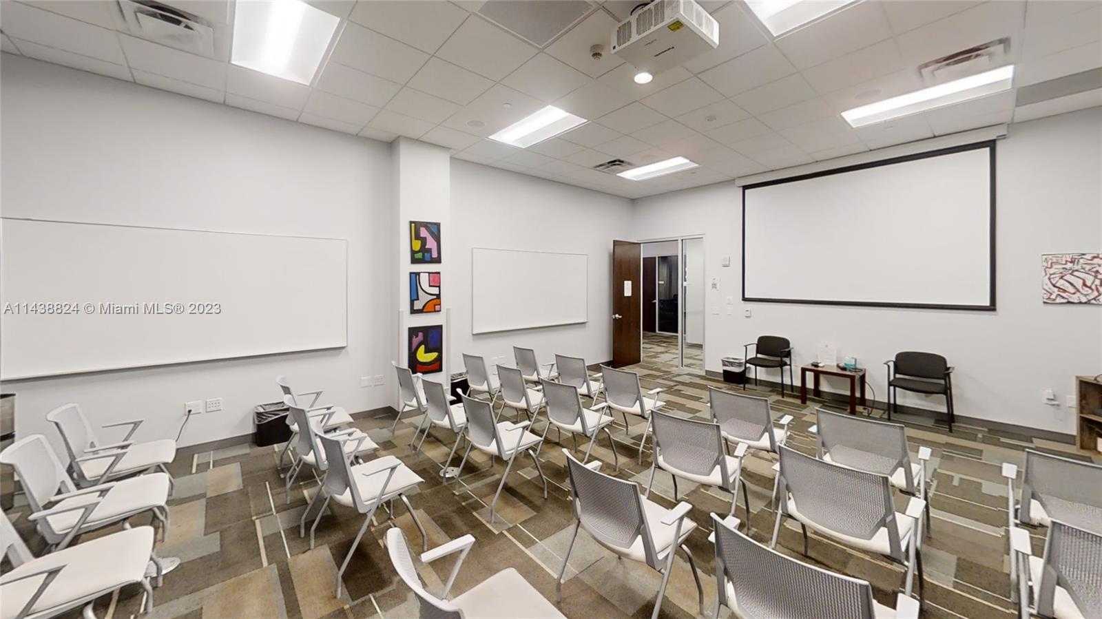Small Image of 1501 Biscayne Blvd, Miami, FL 33132, USA Number 12