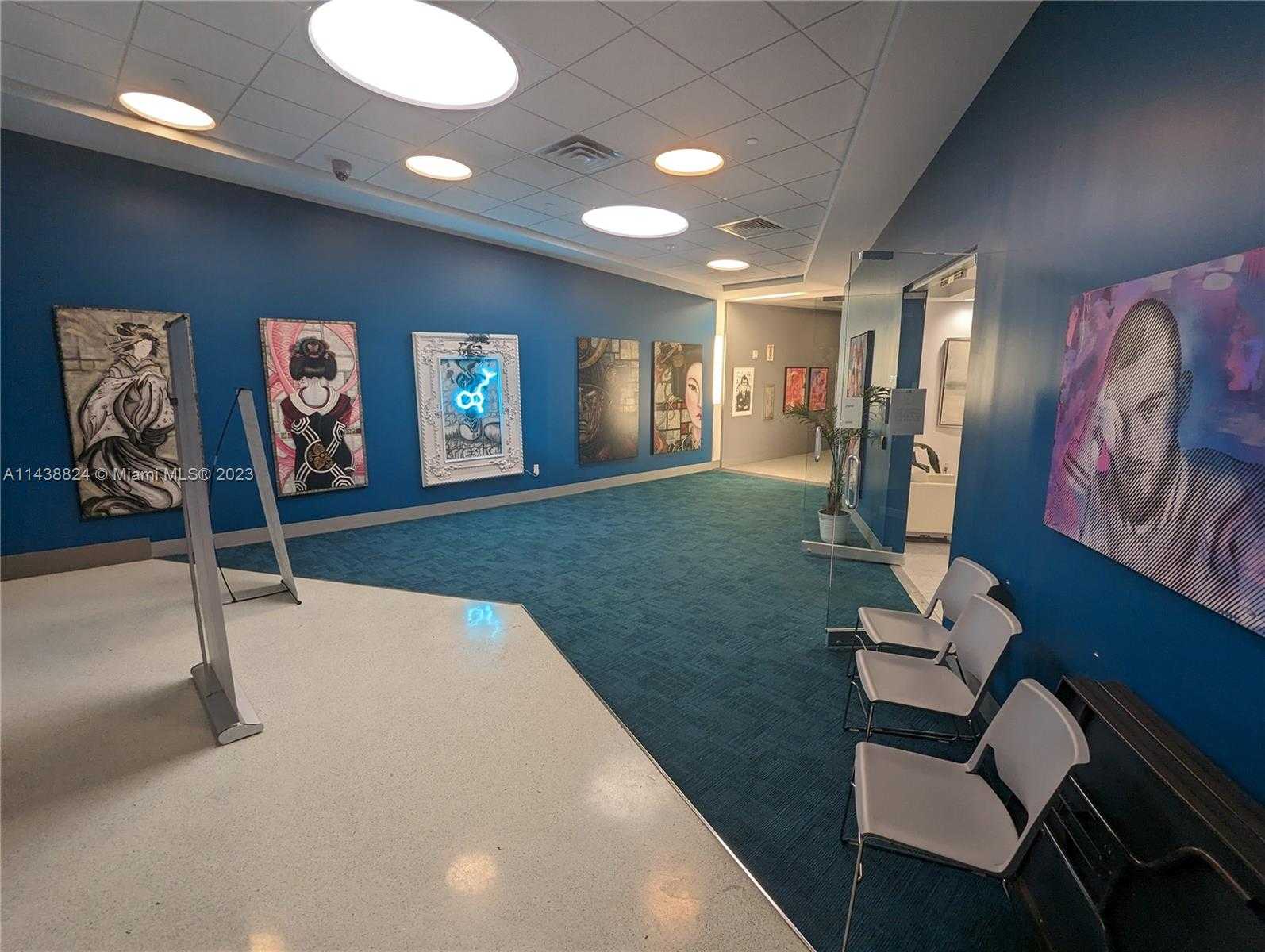 Small Image of 1501 Biscayne Blvd, Miami, FL 33132, USA Number 18