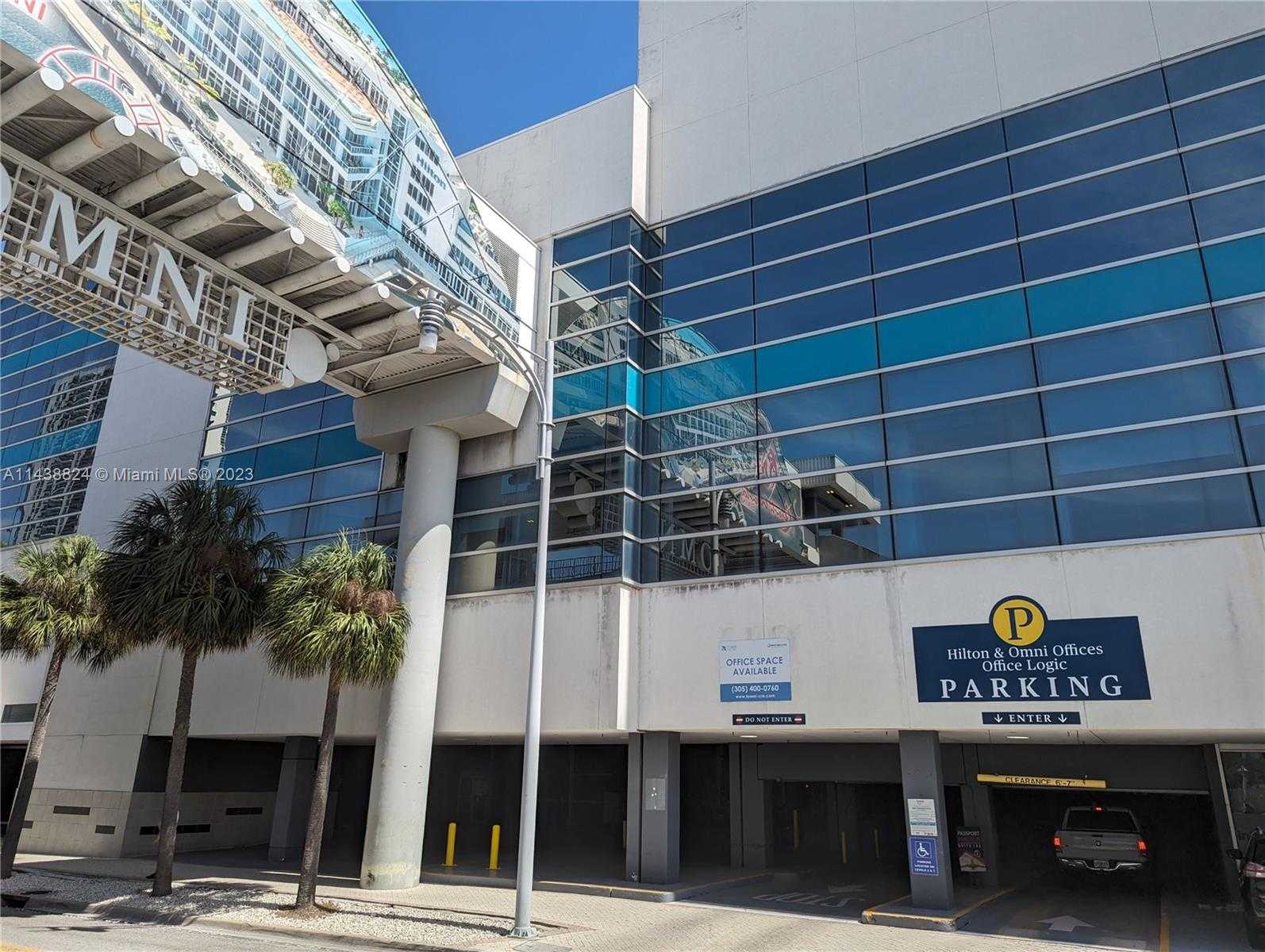 Small Image of 1501 Biscayne Blvd, Miami, FL 33132, USA Number 24