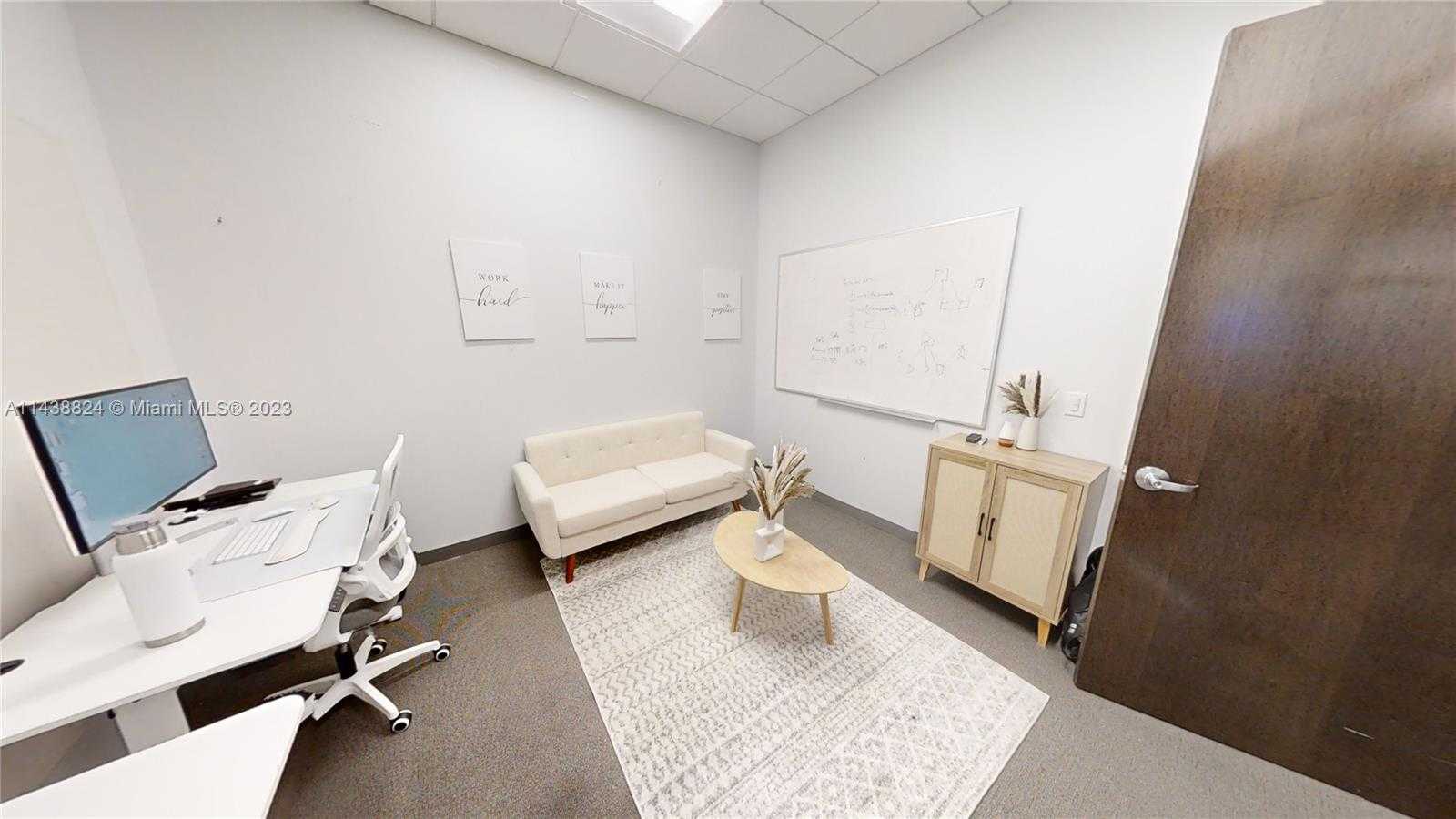 Small Image of 1501 Biscayne Blvd, Miami, FL 33132, USA Number 7
