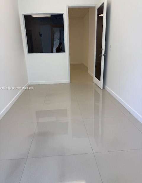 Small Image of Aventura Number 14
