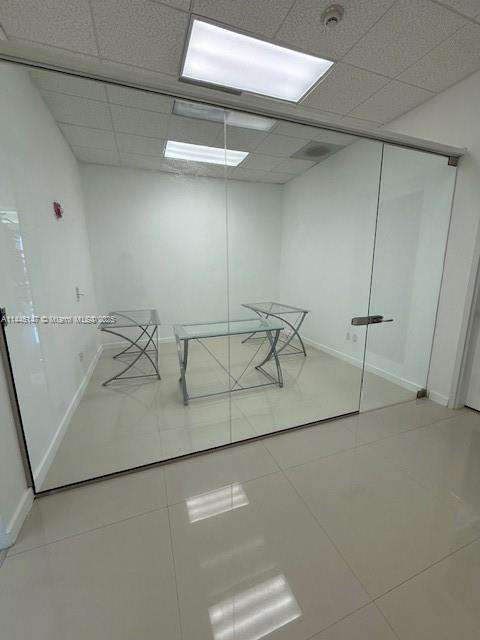 Small Image of Aventura Number 17