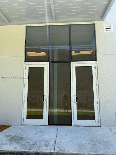 Small Image of Aventura Number 18