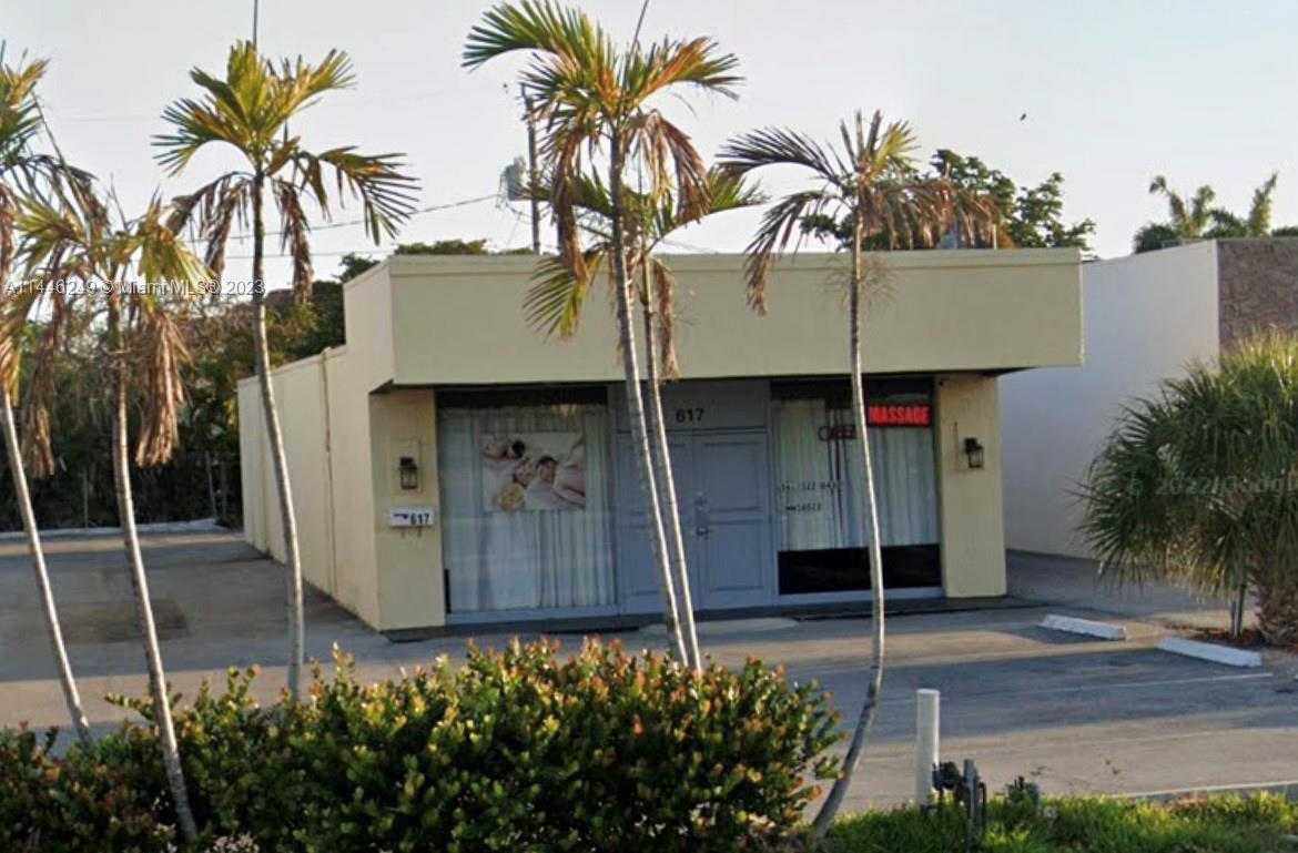 Small Image of 617 NORTHLAKE BLVD, North Palm Beach Number 4