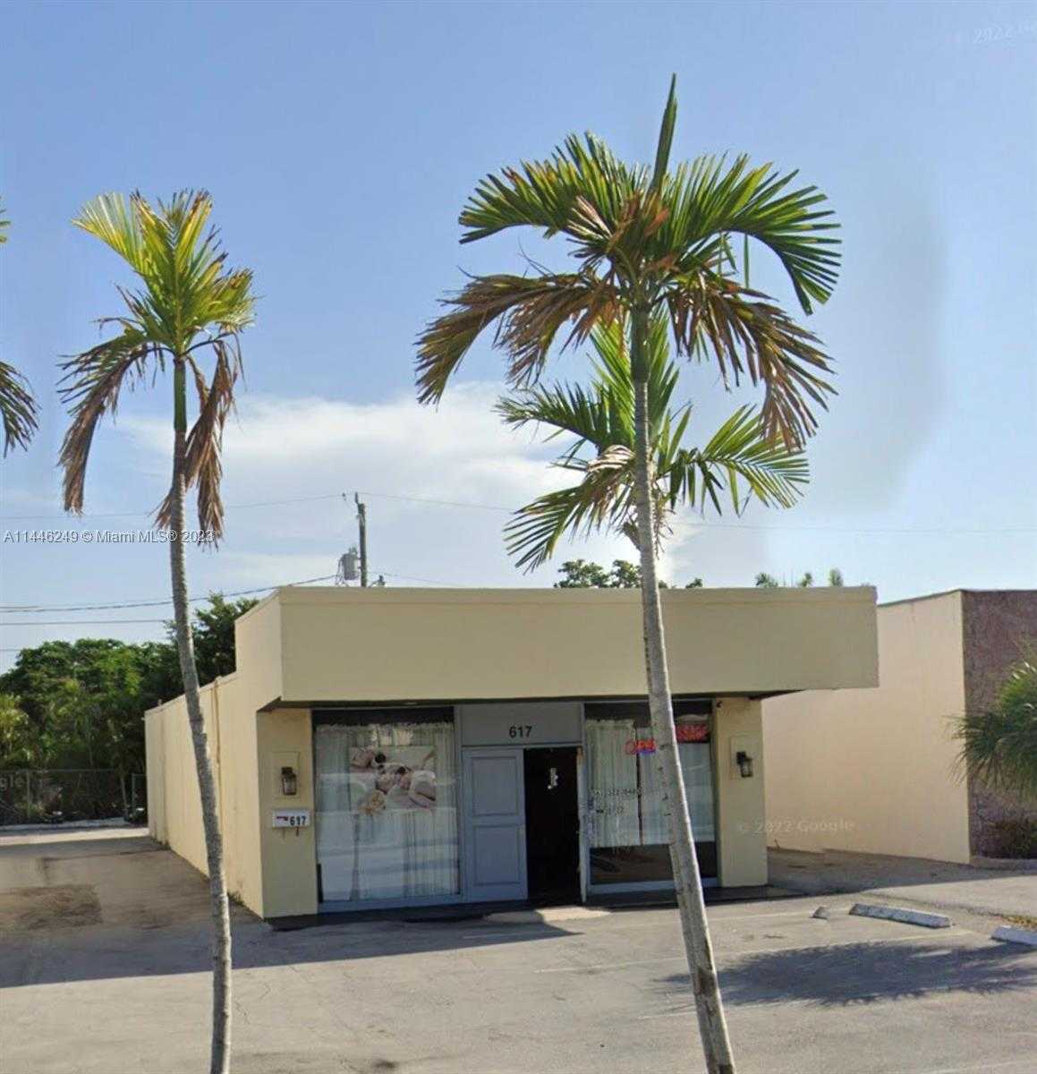 Small Image of 617 NORTHLAKE BLVD, North Palm Beach Number 5
