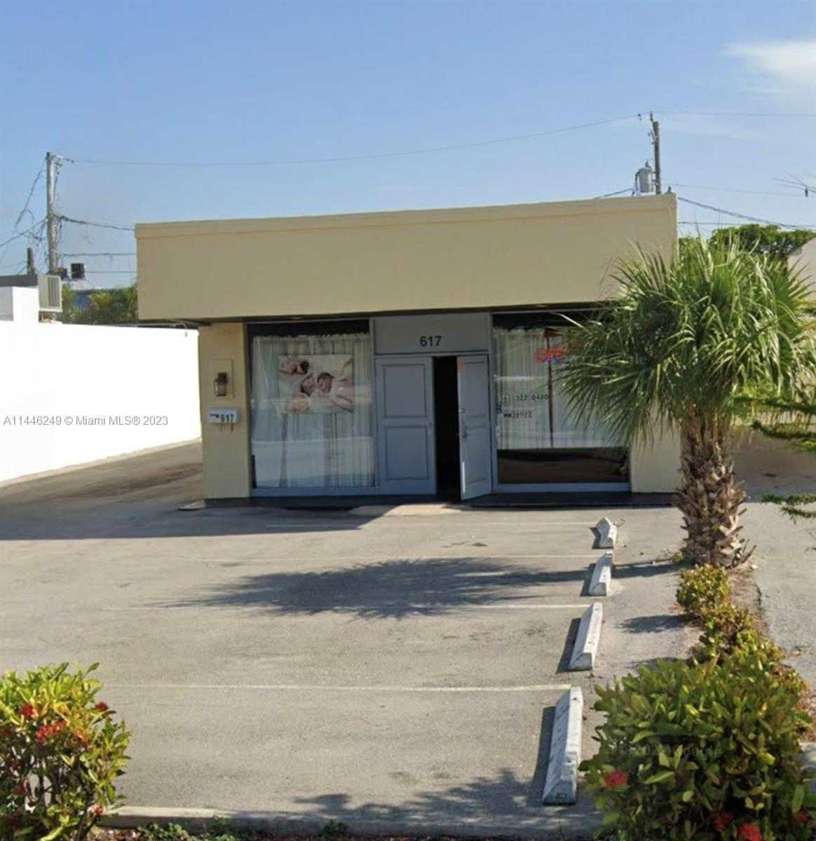 Small Image of 617 NORTHLAKE BLVD, North Palm Beach Number 6