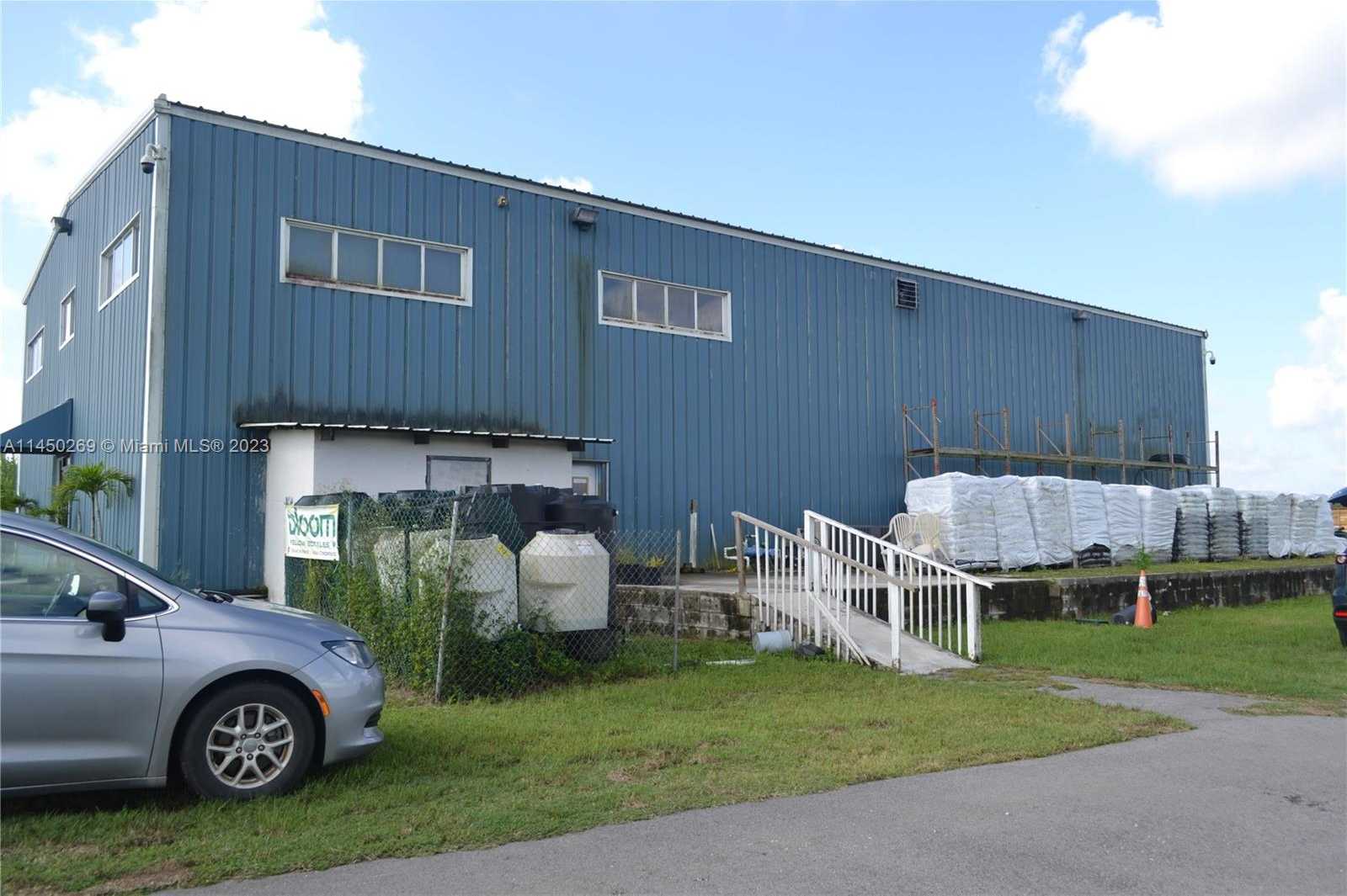 Small Image of 22700 SOUTH WEST 177TH AVE, Miami Number 11