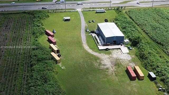 Small Image of 22700 SOUTH WEST 177TH AVE, Miami Number 2