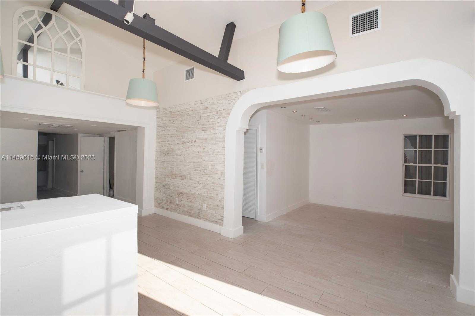 Small Image of 1235 ALTON RD, Miami Beach Number 13