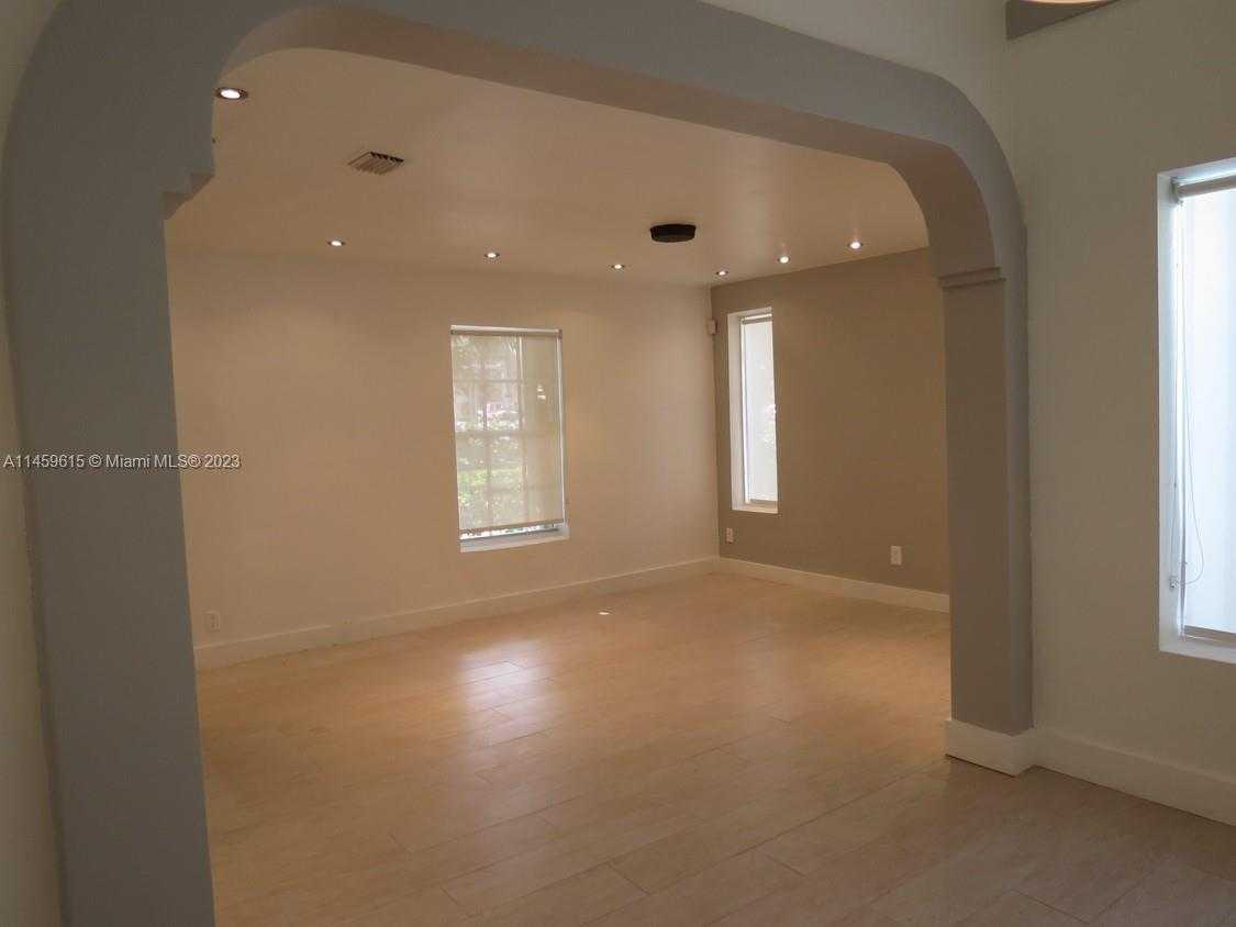 Small Image of 1235 ALTON RD, Miami Beach Number 15