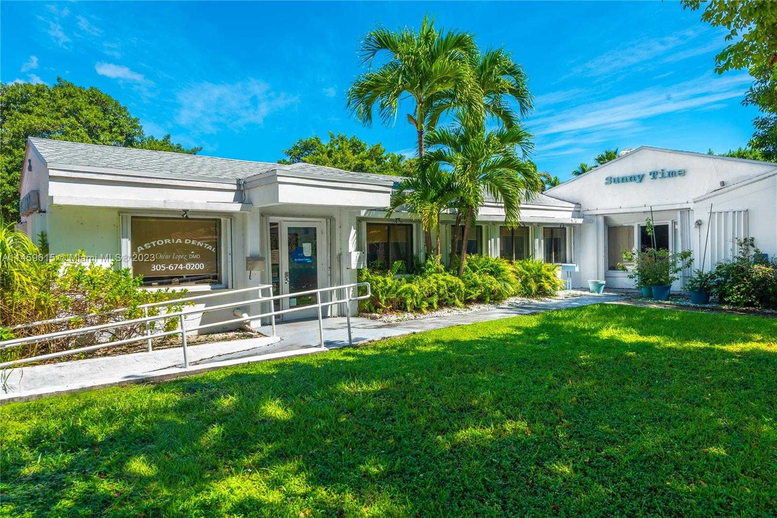 Small Image of 1235 ALTON RD, Miami Beach Number 4