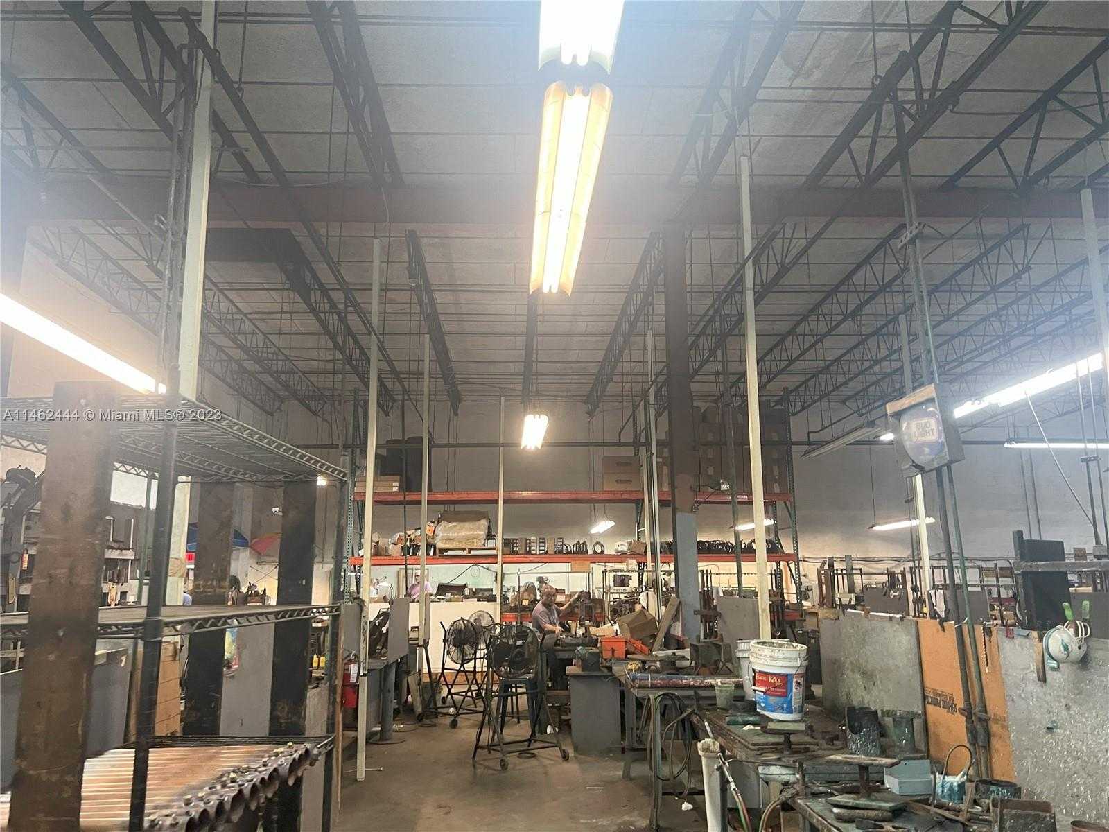 Small Image of 6785 NORTH WEST 17TH AVE, Fort Lauderdale Number 3