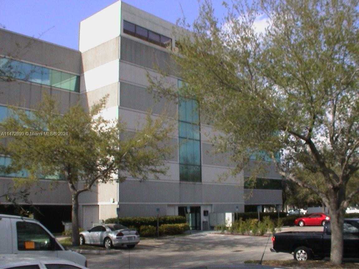 Small Image of 14411 COMMERCE WAY #310, Miami Lakes Number 5