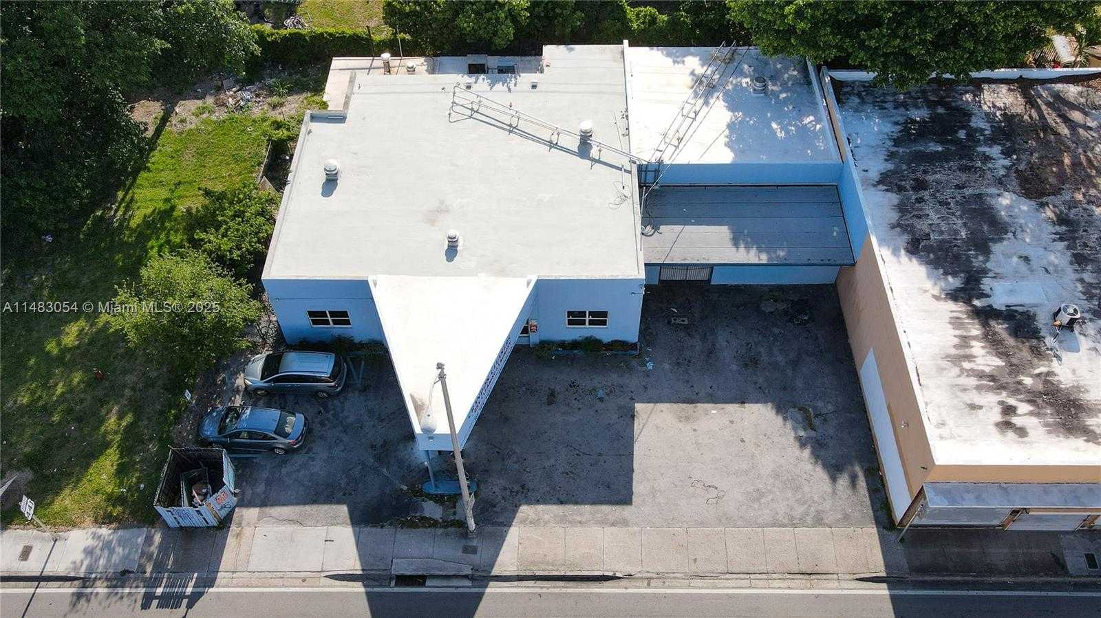 Small Image of 5222 NORTH WEST 7TH AVE, Miami Number 9