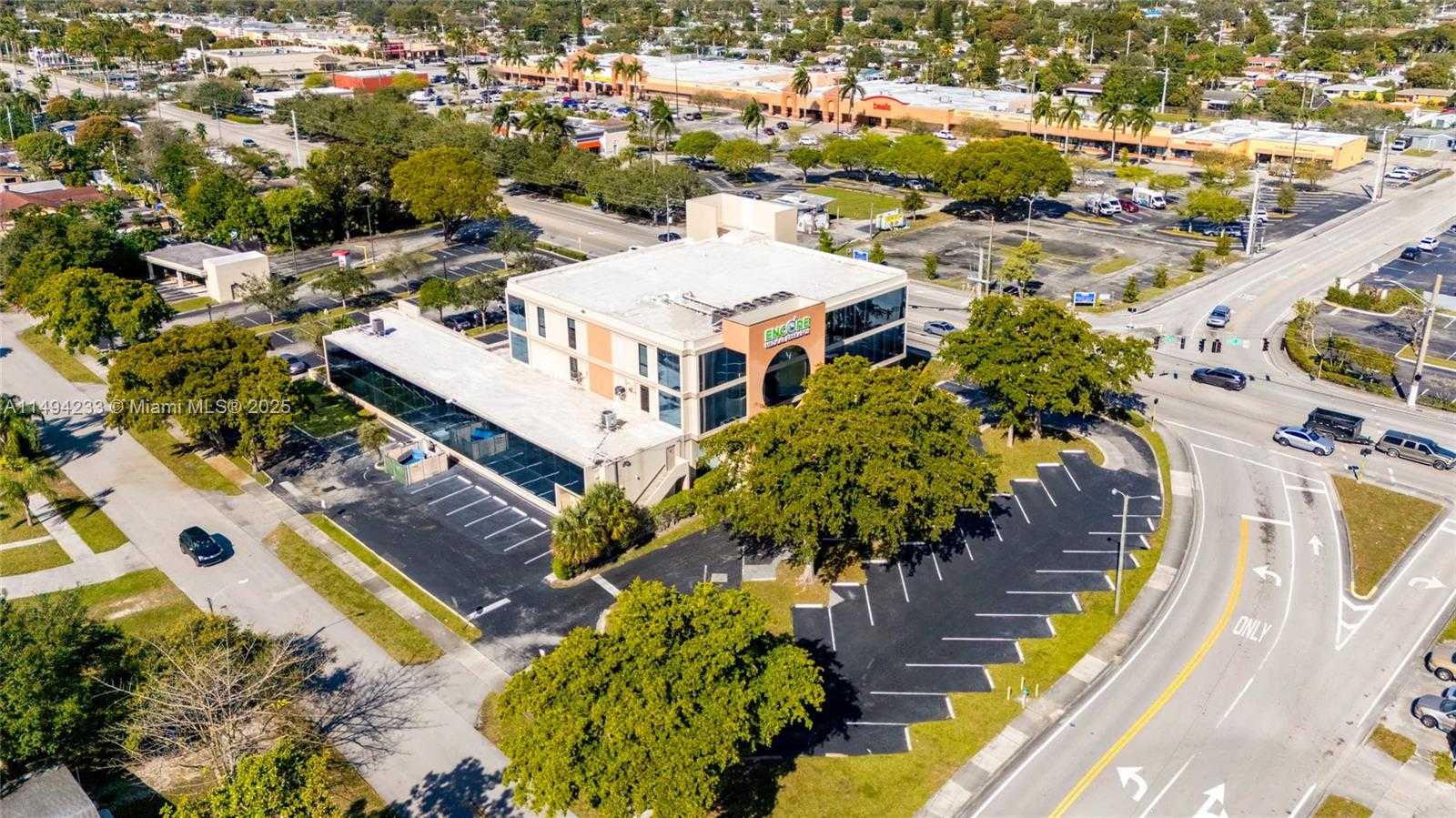 Small Image of Hollywood Number 3