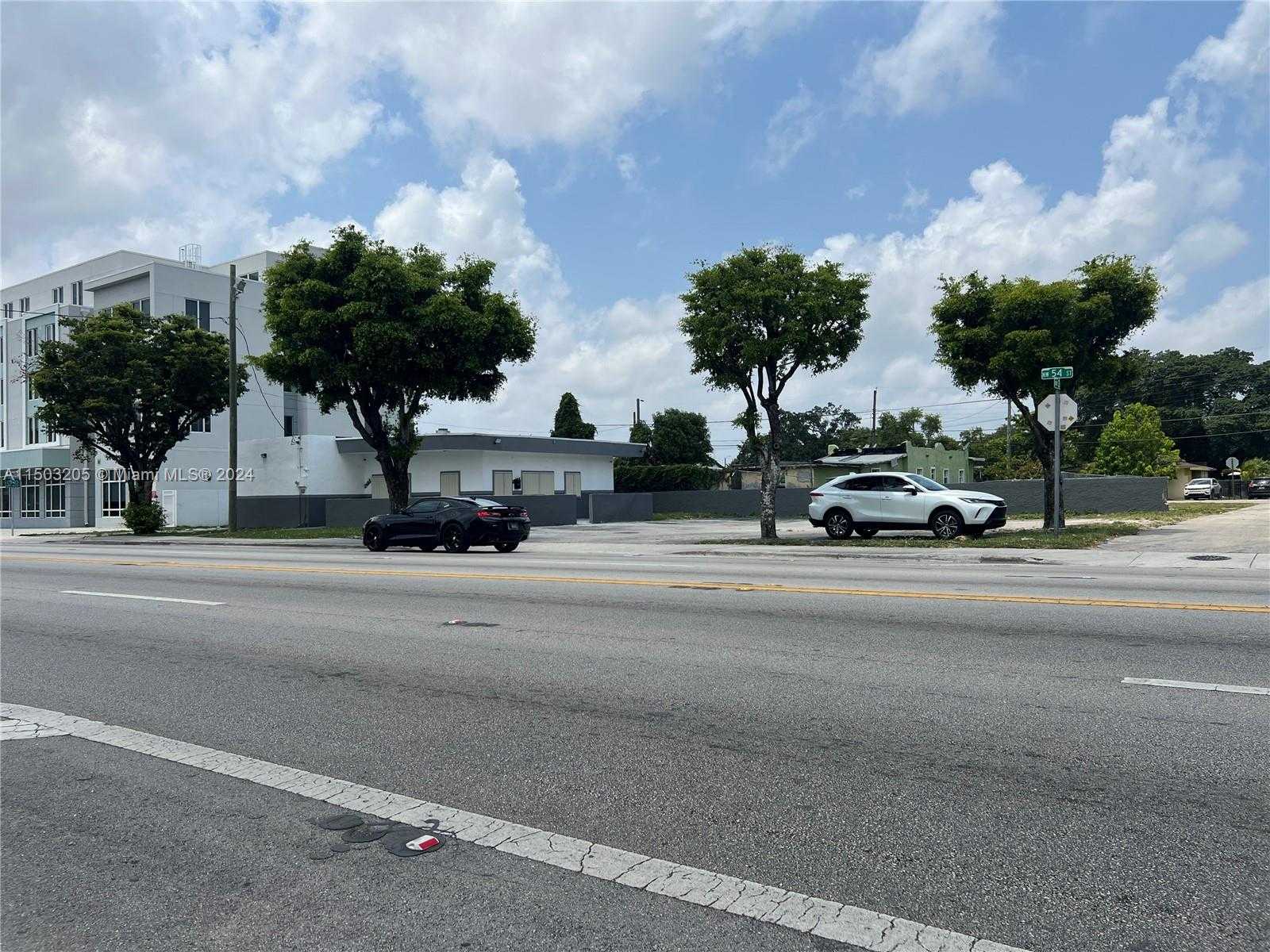 Small Image of 2451 NORTH WEST 54TH ST, Miami Number 15