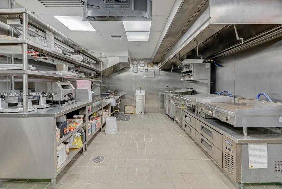 Small Image of 11101 NORTH WEST 27TH AVE, Miami Number 15