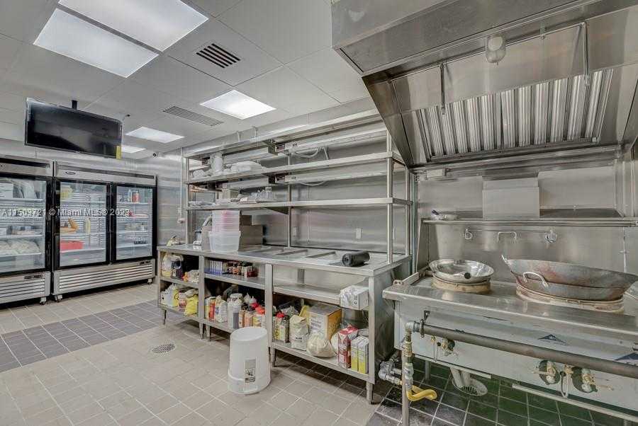 Small Image of 11101 NORTH WEST 27TH AVE, Miami Number 18