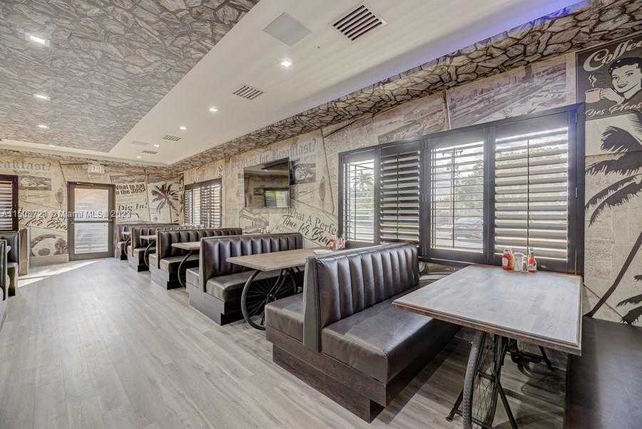 Small Image of 11101 NORTH WEST 27TH AVE, Miami Number 7