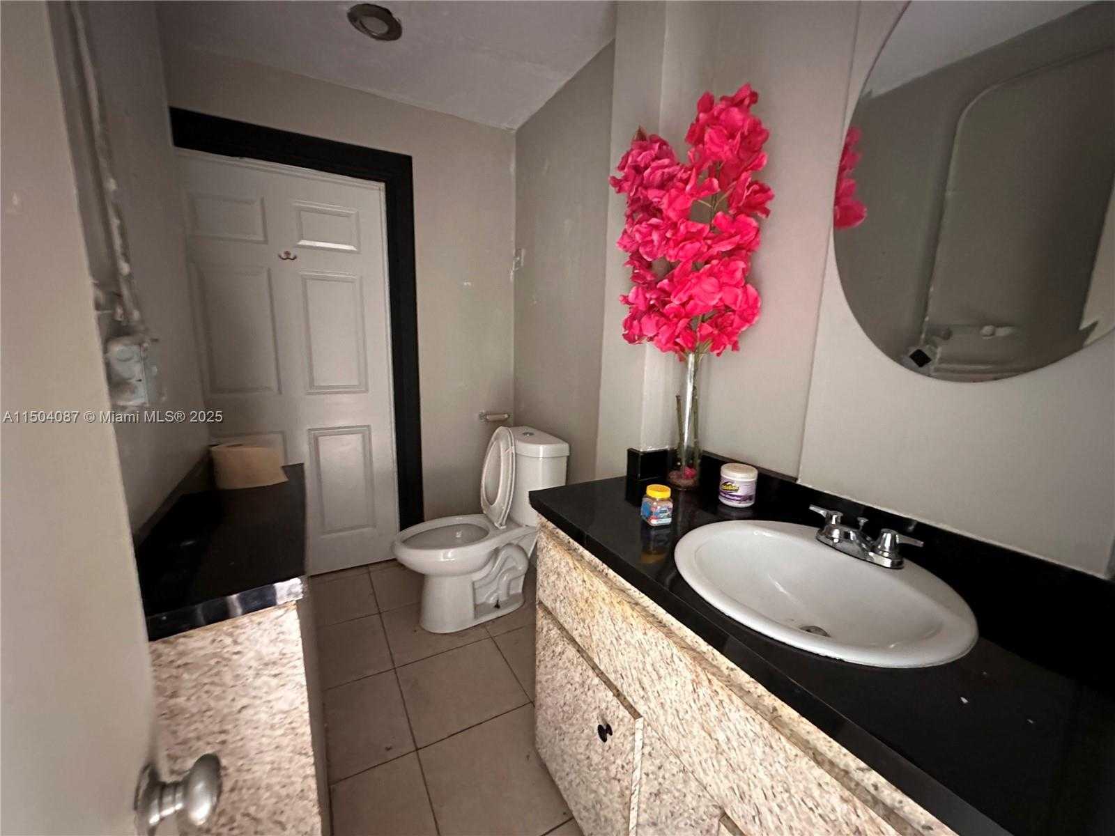 Small Image of 3045 WEST BROWARD BLVD, Fort Lauderdale Number 12