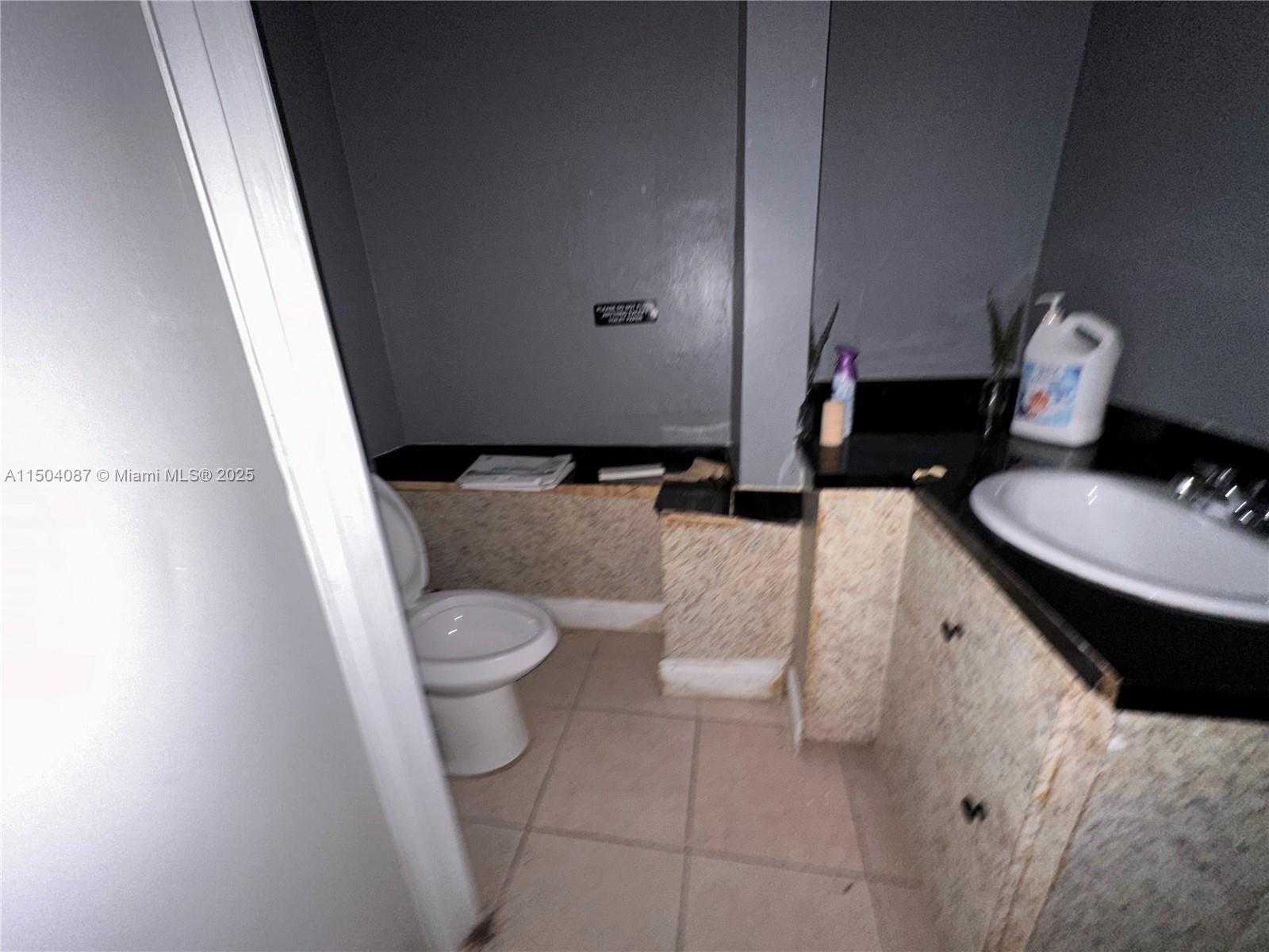 Small Image of 3045 WEST BROWARD BLVD, Fort Lauderdale Number 13