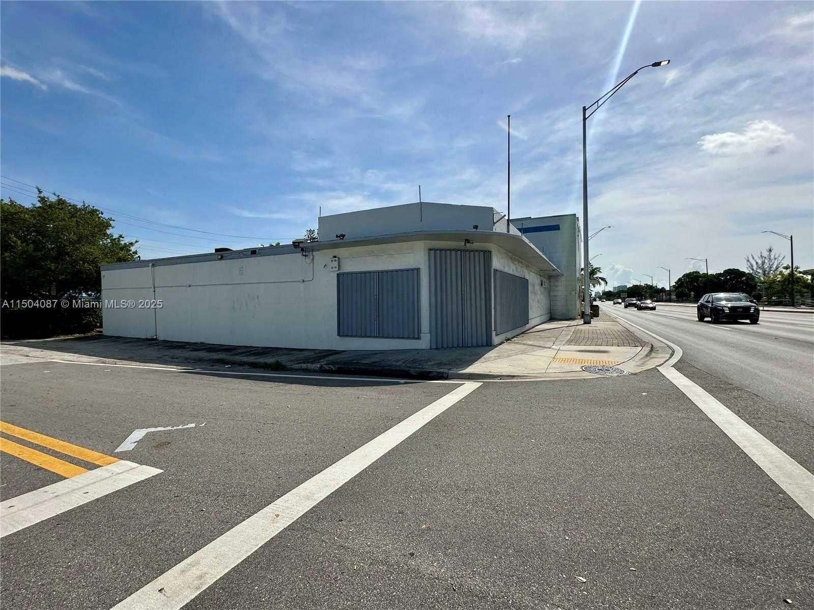 Small Image of 3045 WEST BROWARD BLVD, Fort Lauderdale Number 15