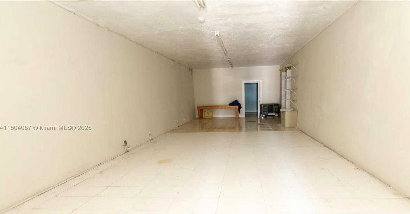 Small Image of 3045 WEST BROWARD BLVD, Fort Lauderdale Number 7