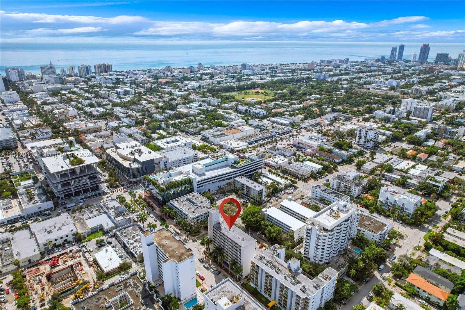 Small Image of 1300 LINCOLN RD #C-1B, Miami Beach Number 14