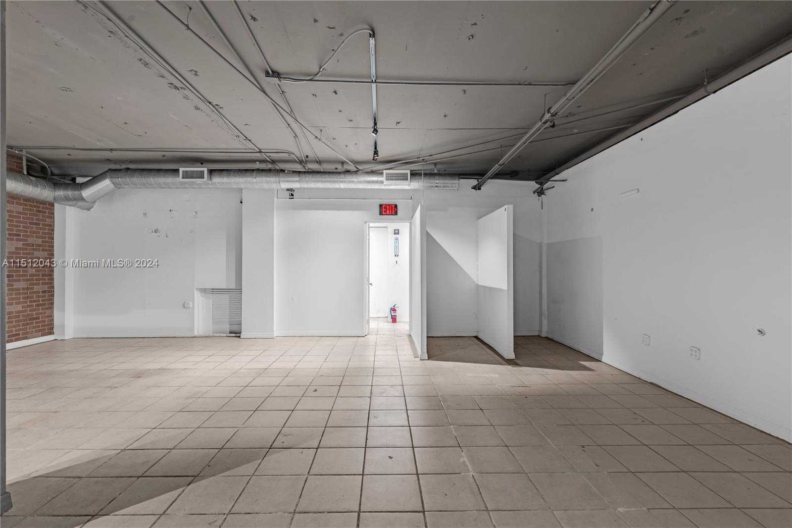 Small Image of 1300 LINCOLN RD #C-1B, Miami Beach Number 8