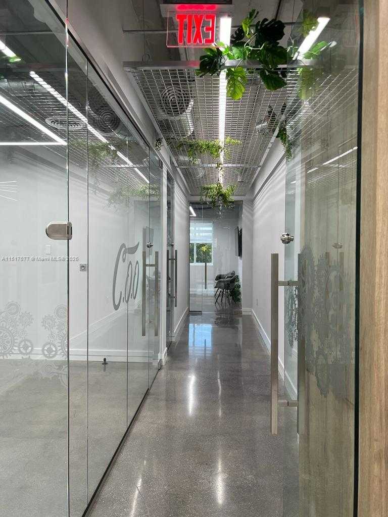 Small Image of 2550 NORTH WEST 100TH AVE, Doral Number 14