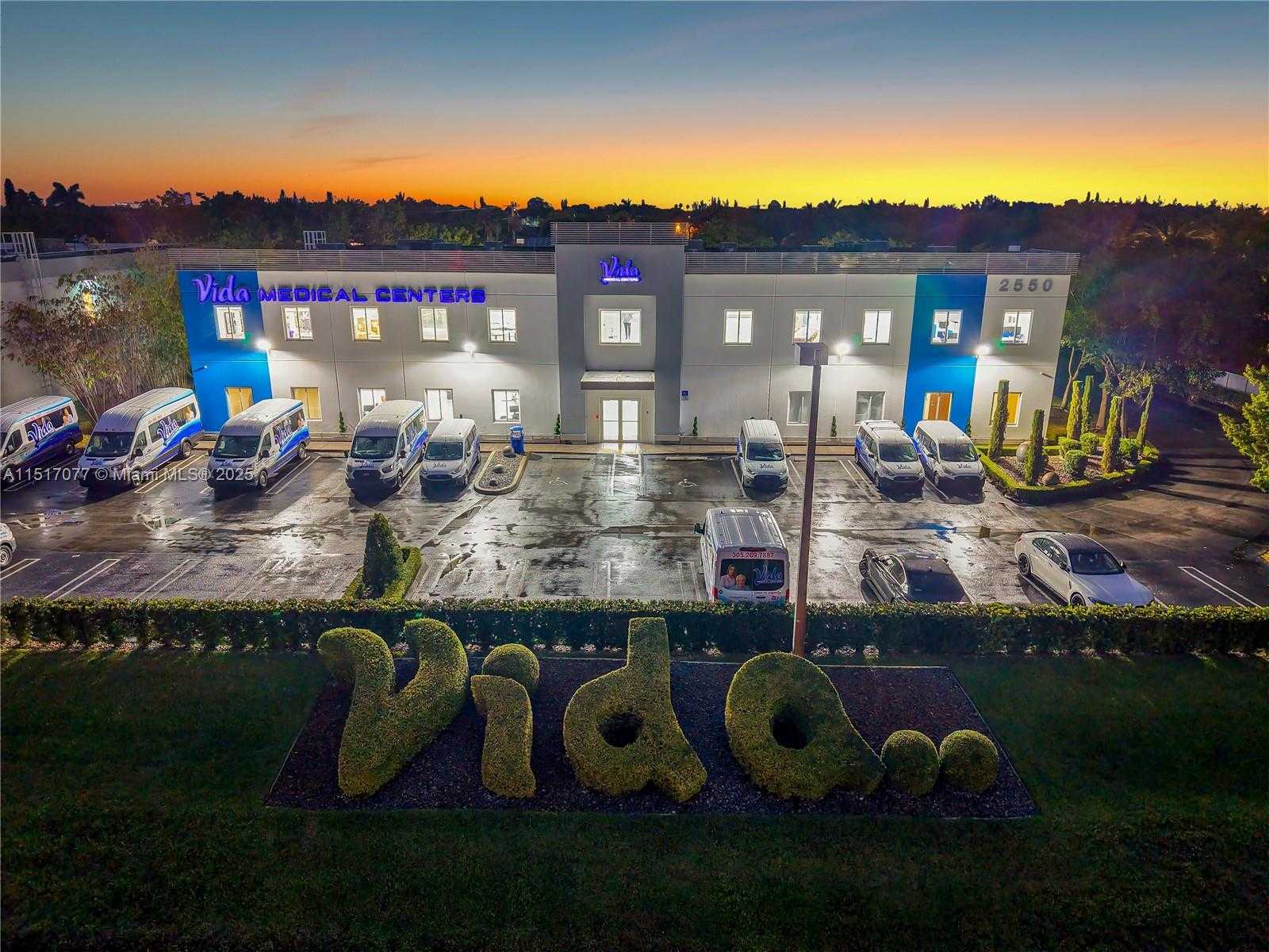 Small Image of 2550 NORTH WEST 100TH AVE, Doral Number 2