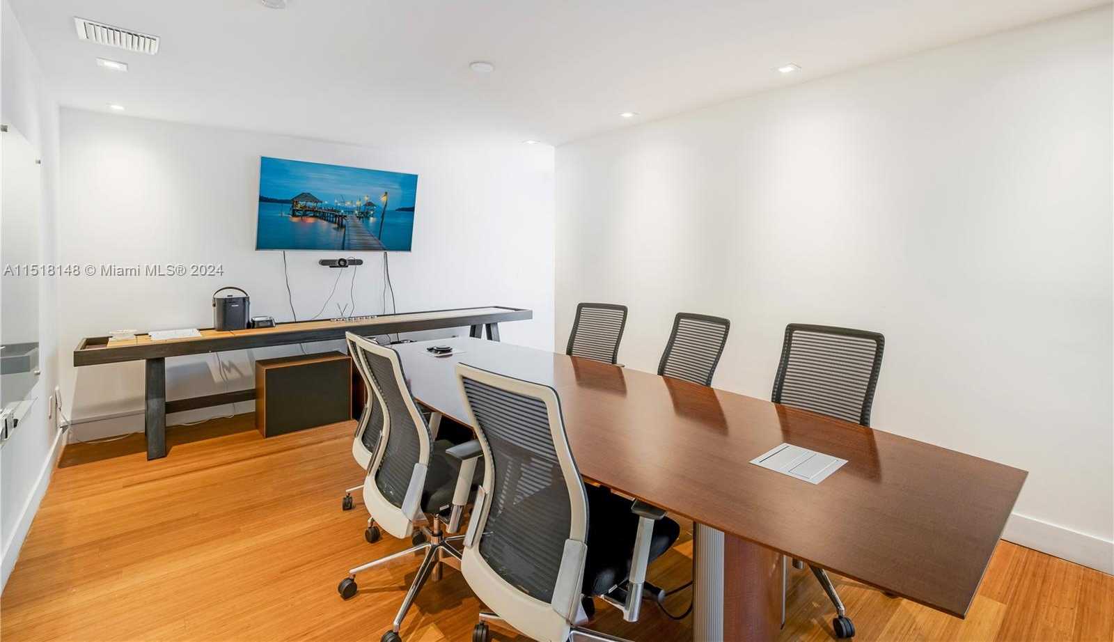 Small Image of 50 WEST MASHTA DR, Key Biscayne Number 10
