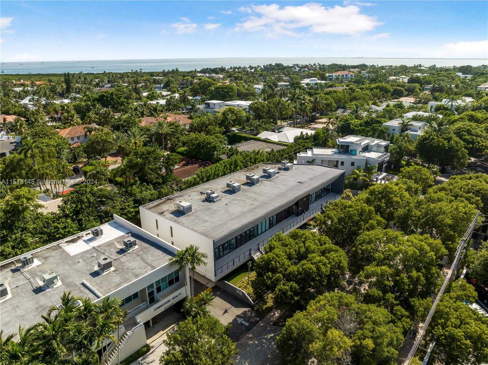 Small Image of 50 WEST MASHTA DR, Key Biscayne Number 14